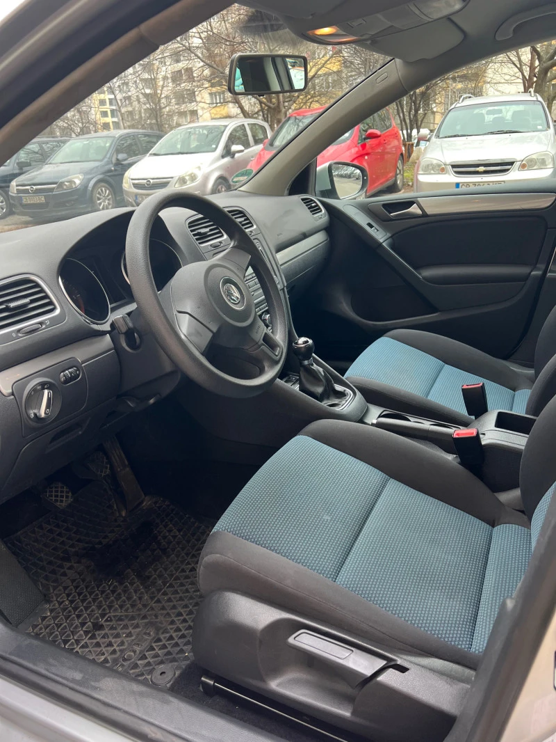 VW Golf 1.6TDI , снимка 8 - Автомобили и джипове - 49034570