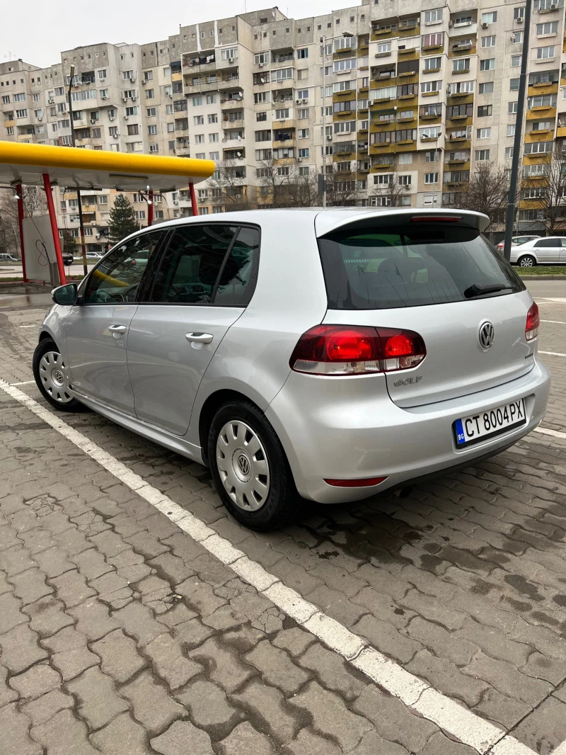 VW Golf 1.6TDI , снимка 4 - Автомобили и джипове - 47650921