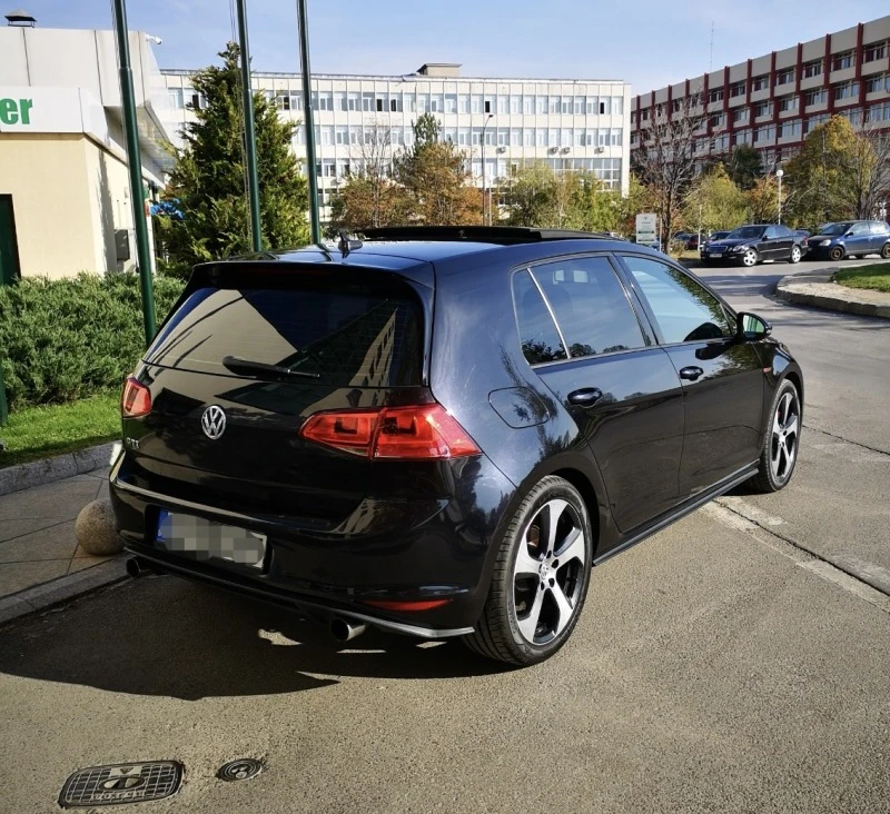 VW Golf GTI, снимка 2 - Автомобили и джипове - 49534711