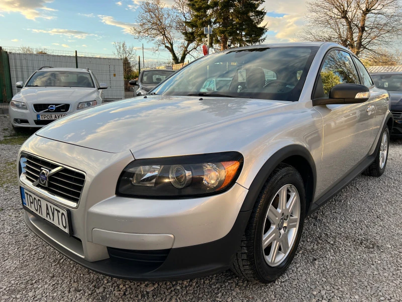 Volvo C30 2.0 Coupe* ШВЕЙЦАРИЯ* , снимка 1 - Автомобили и джипове - 45143706