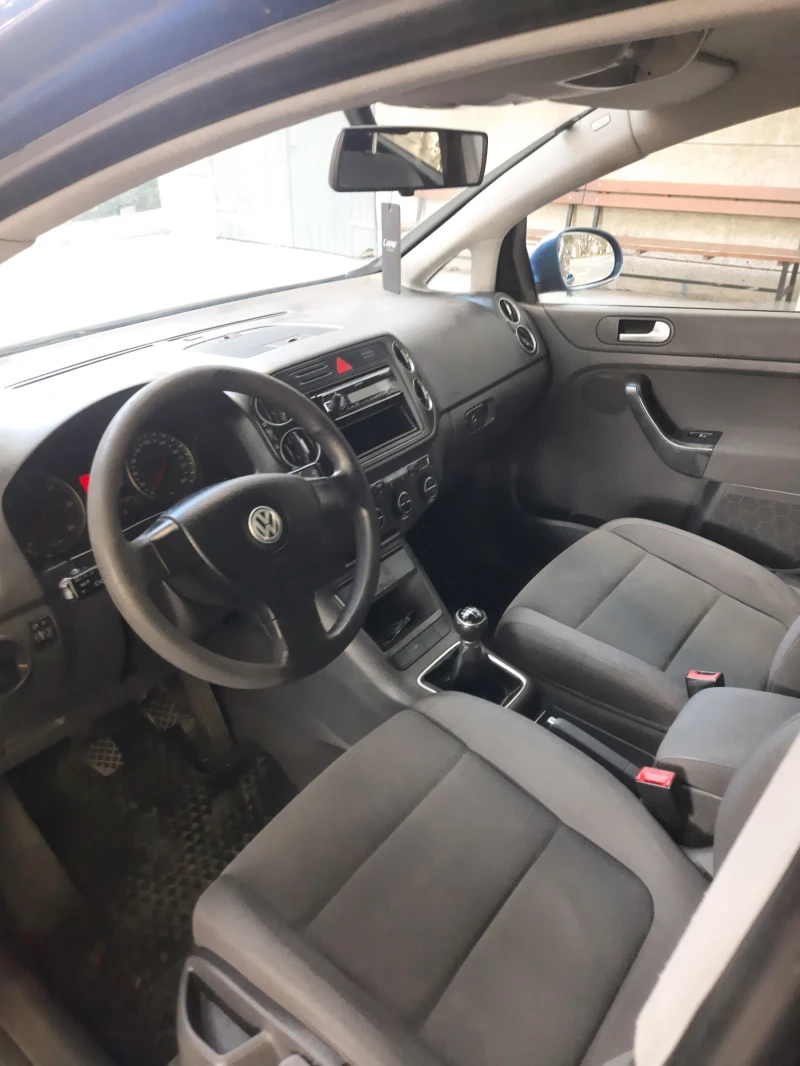 VW Golf Plus 1.9 TDI 105HP Климатроник Подгрев Теглич Автопилот, снимка 8 - Автомобили и джипове - 47464815