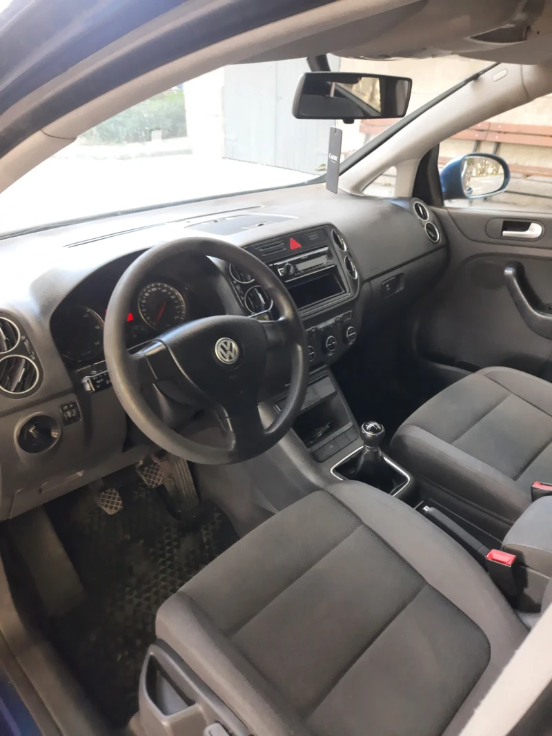 VW Golf Plus 1.9 TDI 105HP Климатроник Подгрев Теглич Автопилот, снимка 9 - Автомобили и джипове - 47464815