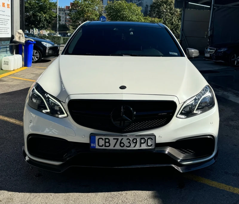 Mercedes-Benz E 500 4-Matic, снимка 3 - Автомобили и джипове - 47553868