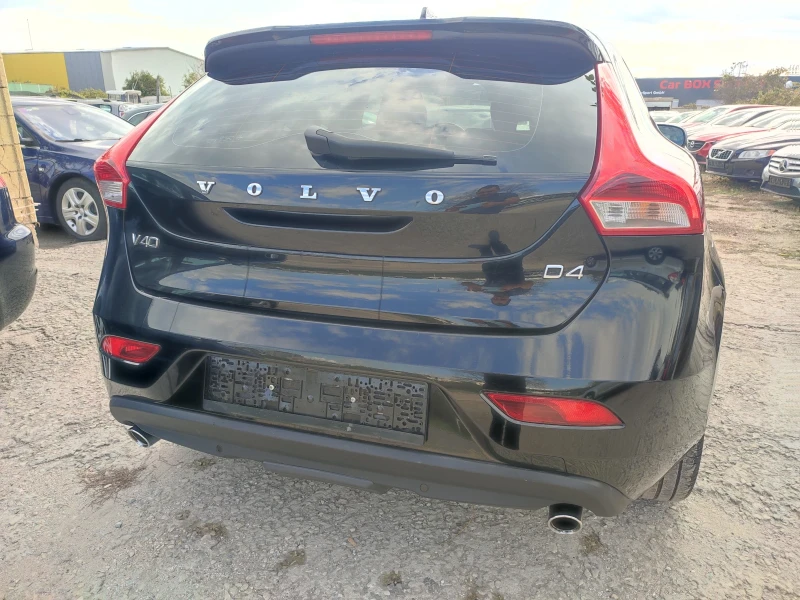 Volvo V40 2.0 D4 full , снимка 6 - Автомобили и джипове - 47656523