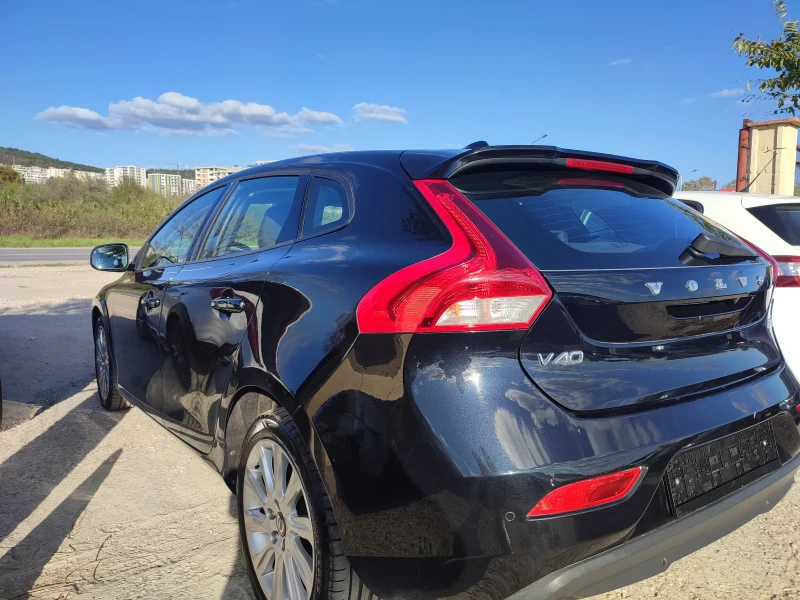 Volvo V40 2.0 D4 full , снимка 12 - Автомобили и джипове - 47656523