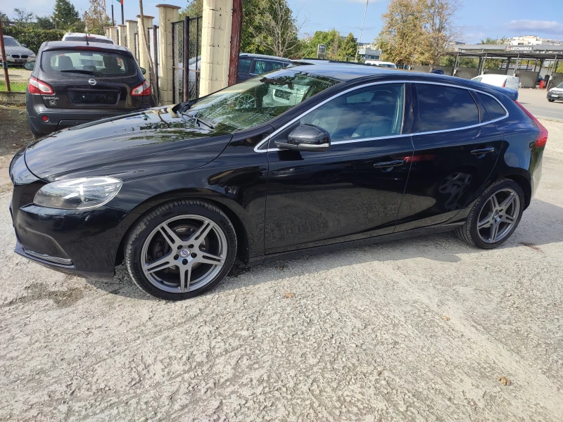 Volvo V40 2.0 D4 full , снимка 9 - Автомобили и джипове - 47656523