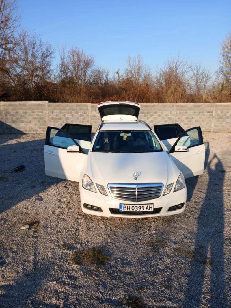 Mercedes-Benz E 200, снимка 4 - Автомобили и джипове - 47905424