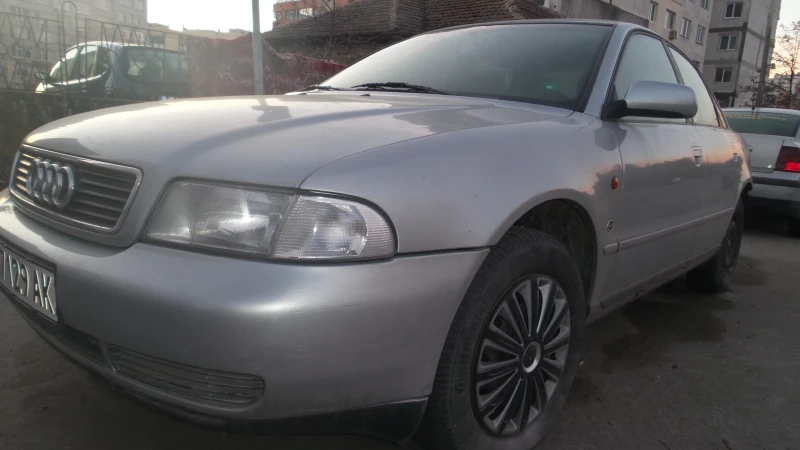 Audi A4 3 бр, снимка 1 - Автомобили и джипове - 48453077