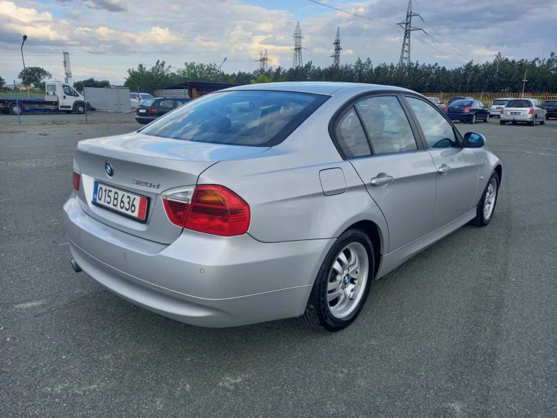 BMW 320, снимка 5 - Автомобили и джипове - 51392832