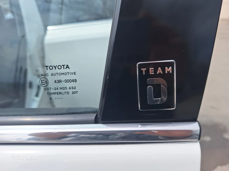 Toyota Auris 1.2 БЕНЗИН, 116 коня с турбо, 4ри ЦИЛИНДЪРА , снимка 3 - Автомобили и джипове - 52295319