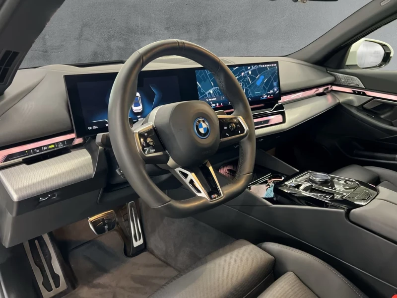 BMW i5 eDRIVE40/340HP/M-SPORT/B&W/ACC/HEAD-UP/KLESS/861f, снимка 9 - Автомобили и джипове - 52197069