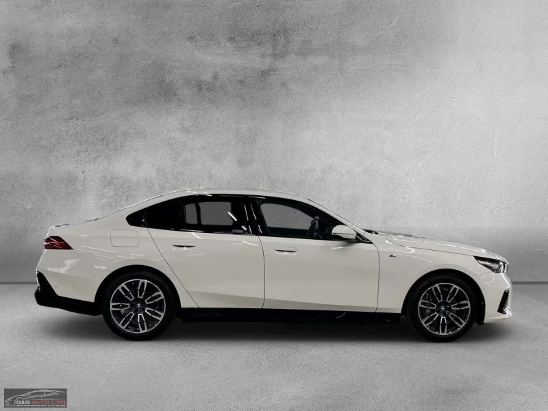 BMW i5 eDRIVE40/340HP/M-SPORT/B&W/ACC/HEAD-UP/KLESS/861f, снимка 4 - Автомобили и джипове - 52197069
