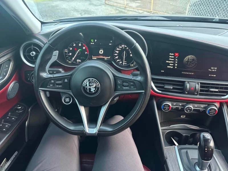 Alfa Romeo Giulia * TI * CARFAX * БЕЗ ПЪРВОНАЧАЛНА ВНОСКА, снимка 7 - Автомобили и джипове - 53093537