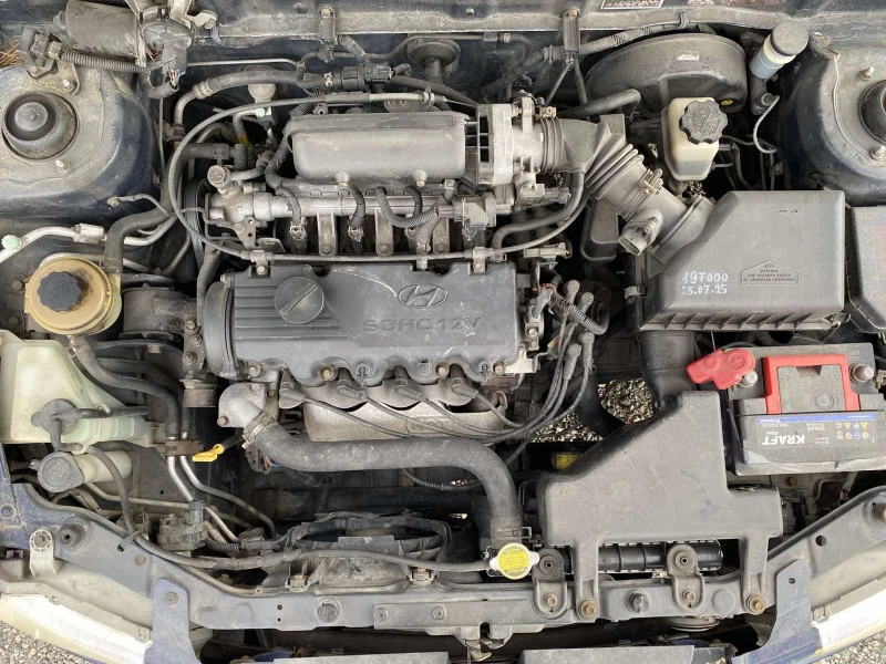 Hyundai Accent, снимка 12 - Автомобили и джипове - 53459946
