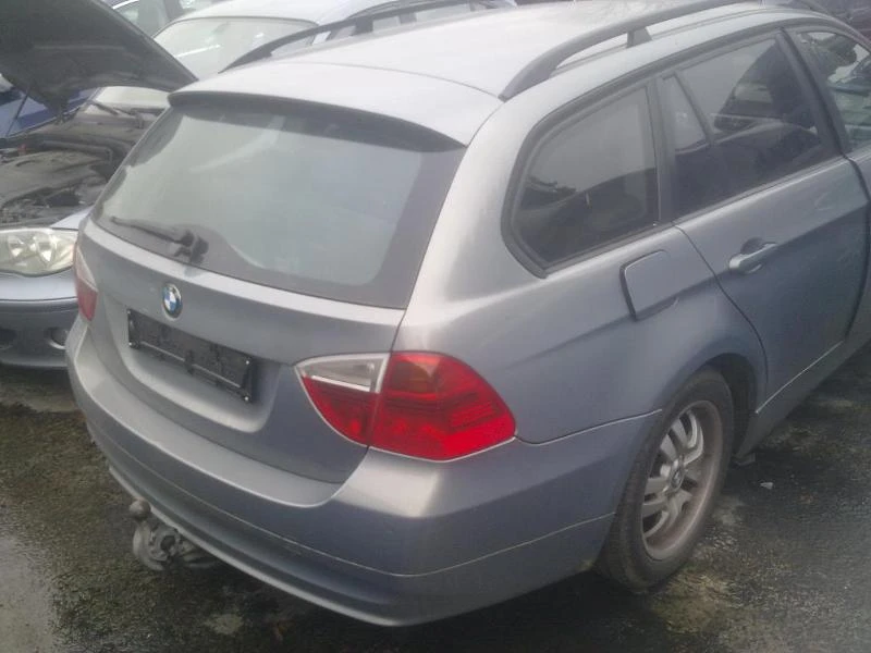 BMW 320 D, снимка 6 - Автомобили и джипове - 29421725