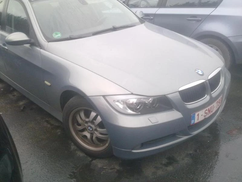 BMW 320 D, снимка 3 - Автомобили и джипове - 29421725