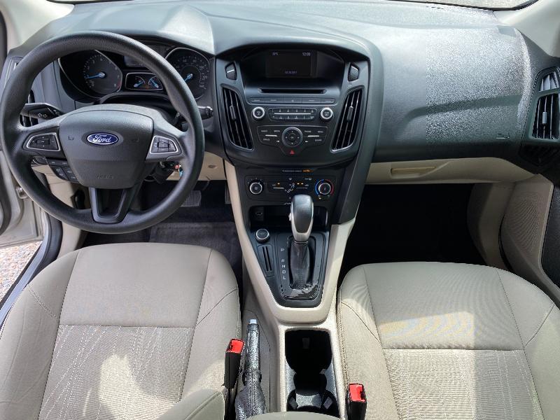 Ford Focus SE, снимка 16 - Автомобили и джипове - 45885823