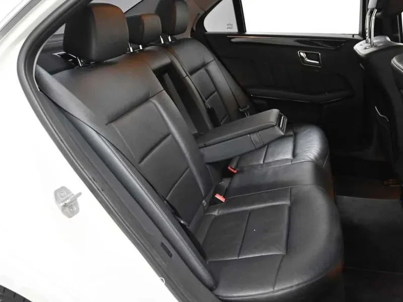 Mercedes-Benz E 220 Cdi Avantgarde, снимка 12 - Автомобили и джипове - 55739166