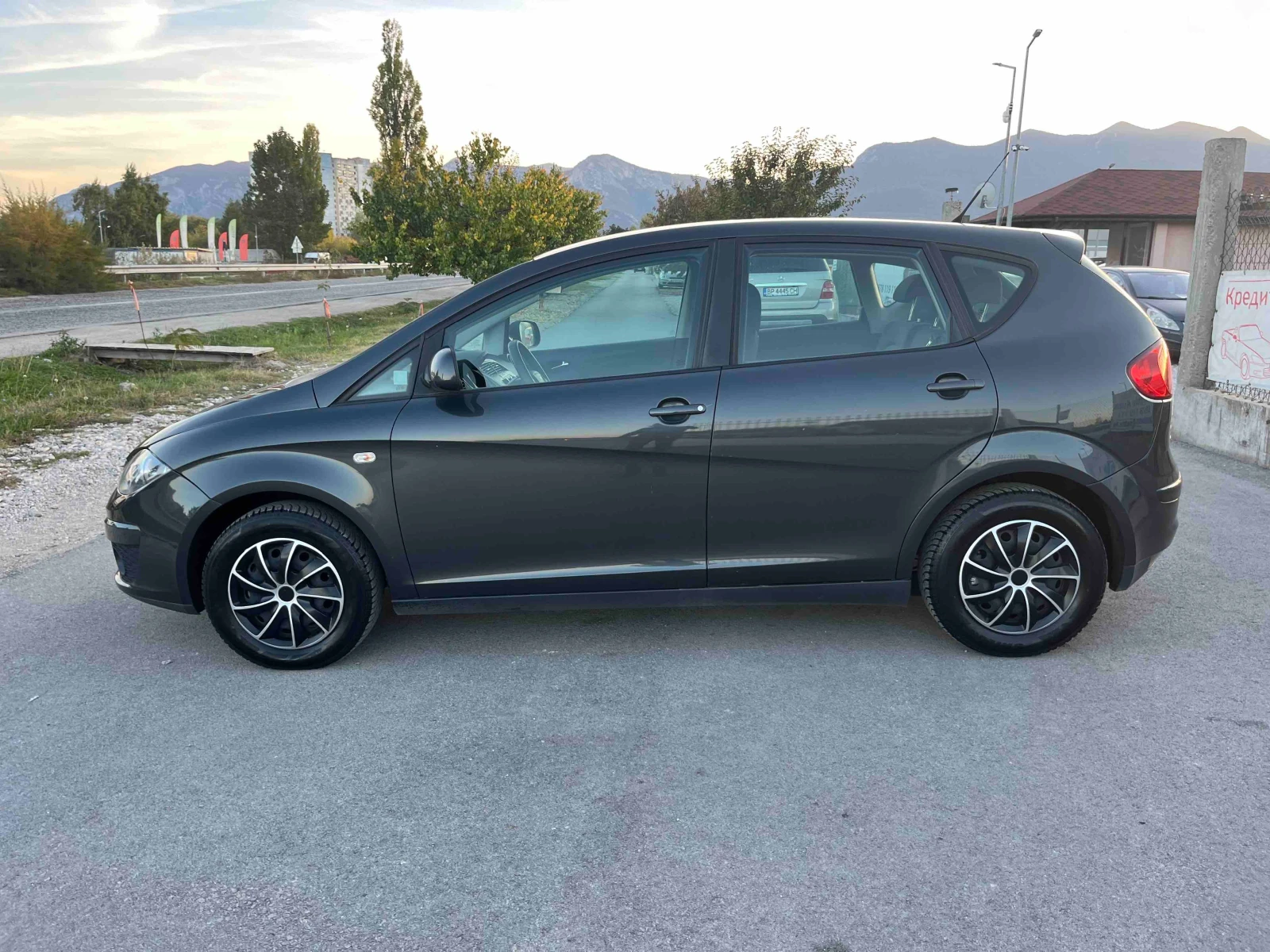 Seat Altea 1.4I 86кс  СТАРИЯ МОТОР 130 000км КЛИМАТИК - изображение 6