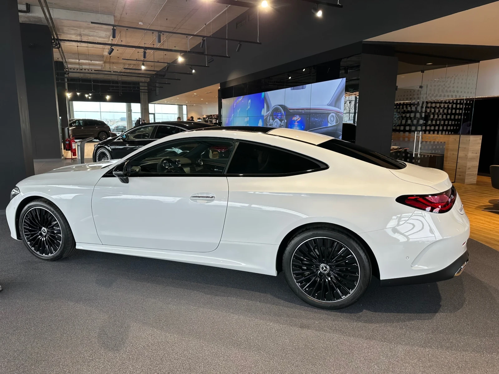 Mercedes-Benz CLE 300 AMG - изображение 10