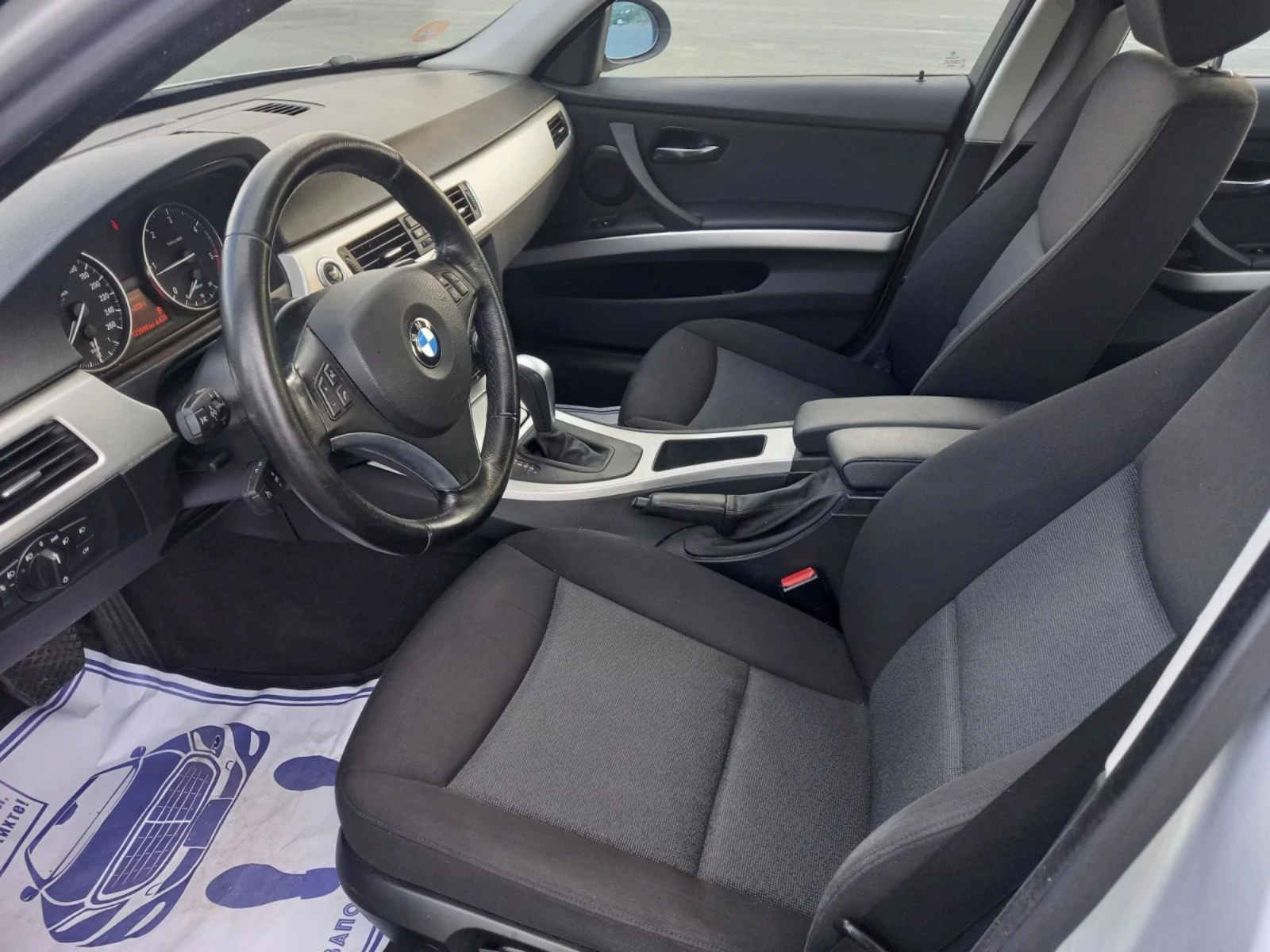 BMW 320  - изображение 8