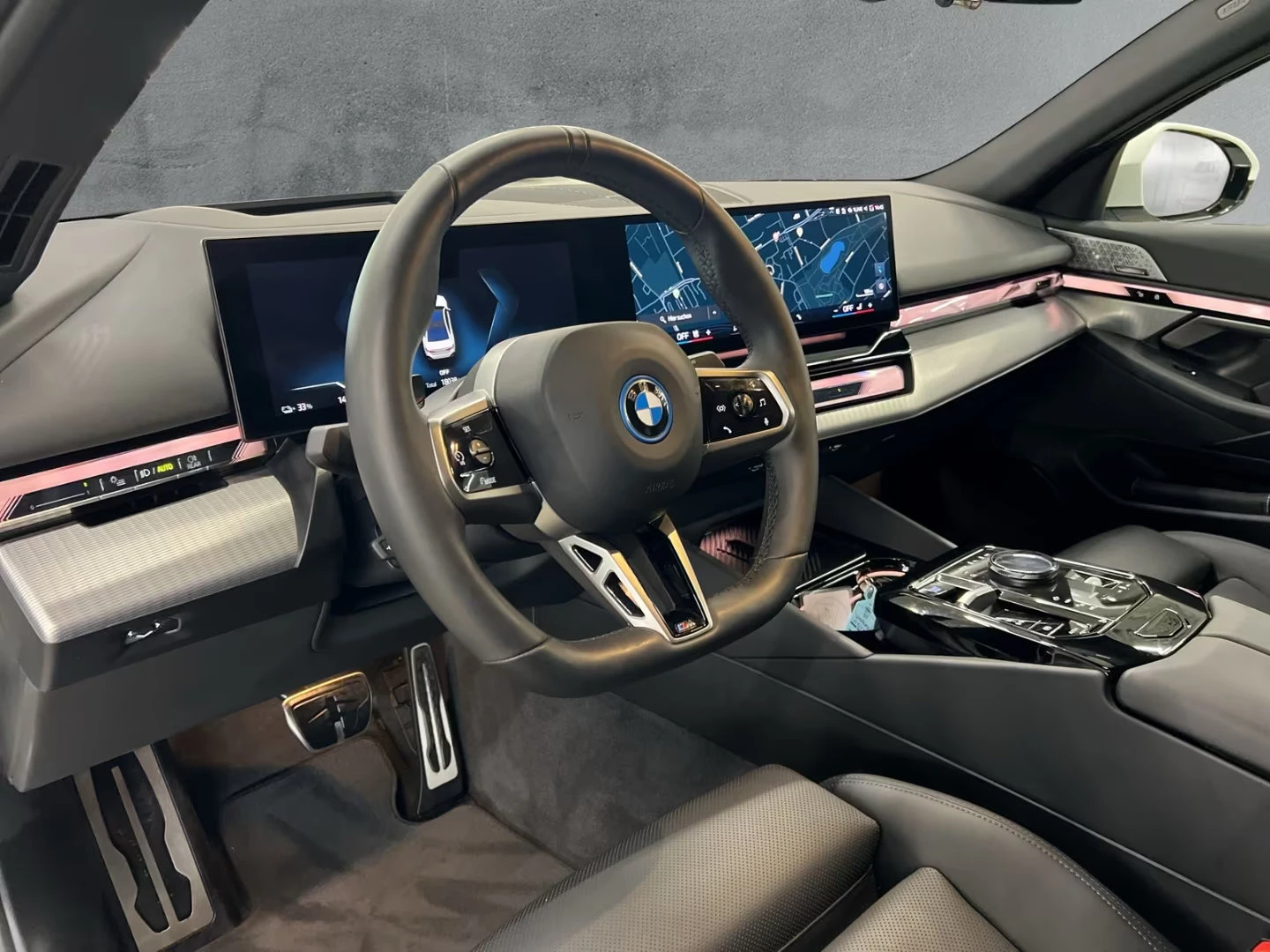 BMW i5 eDRIVE40/340HP/M-SPORT/B&W/ACC/HEAD-UP/KLESS/861f - изображение 9
