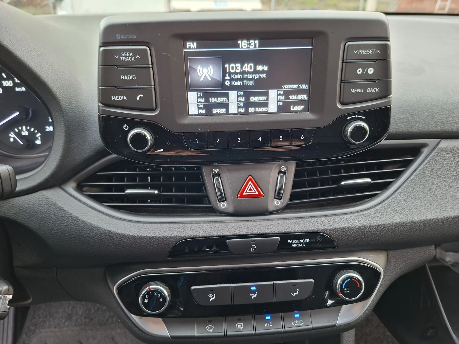 Hyundai I30 1.4i* *   | Mobile.bg   13