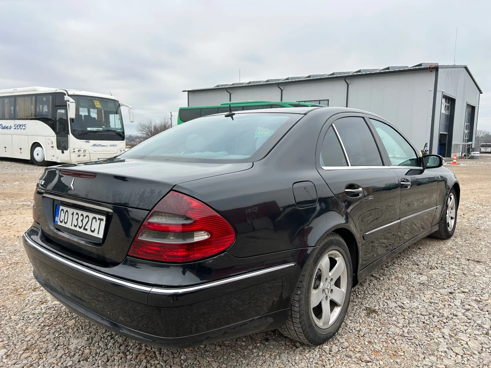 Mercedes-Benz E 270  - изображение 2