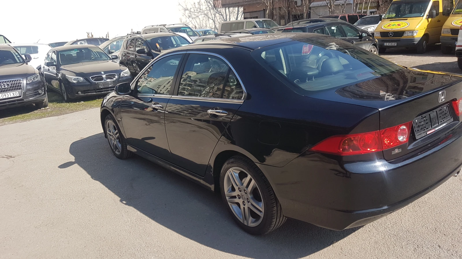 Honda Accord 2.0I SPECIAL-EDITION, снимка 7 - Автомобили и джипове - 53744385