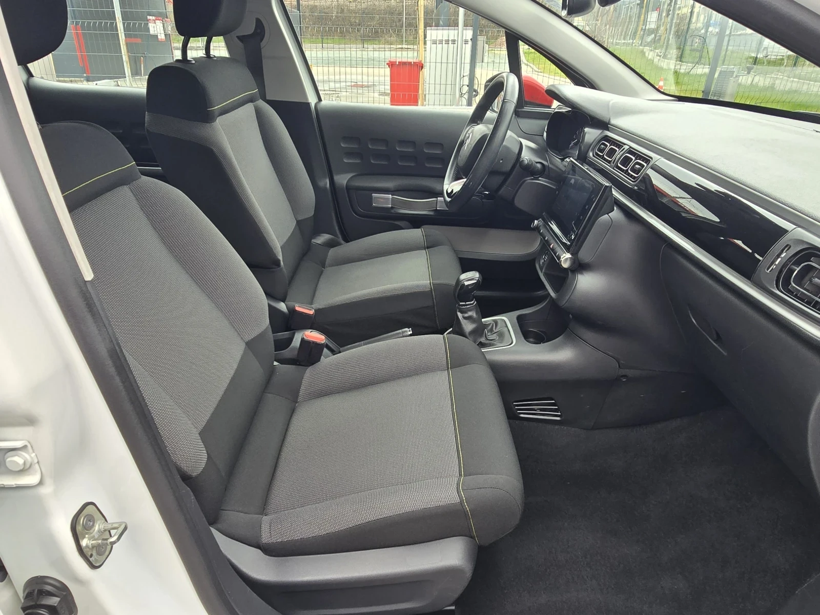 Citroen C3 1.2i/Лизинг, снимка 14 - Автомобили и джипове - 54002959