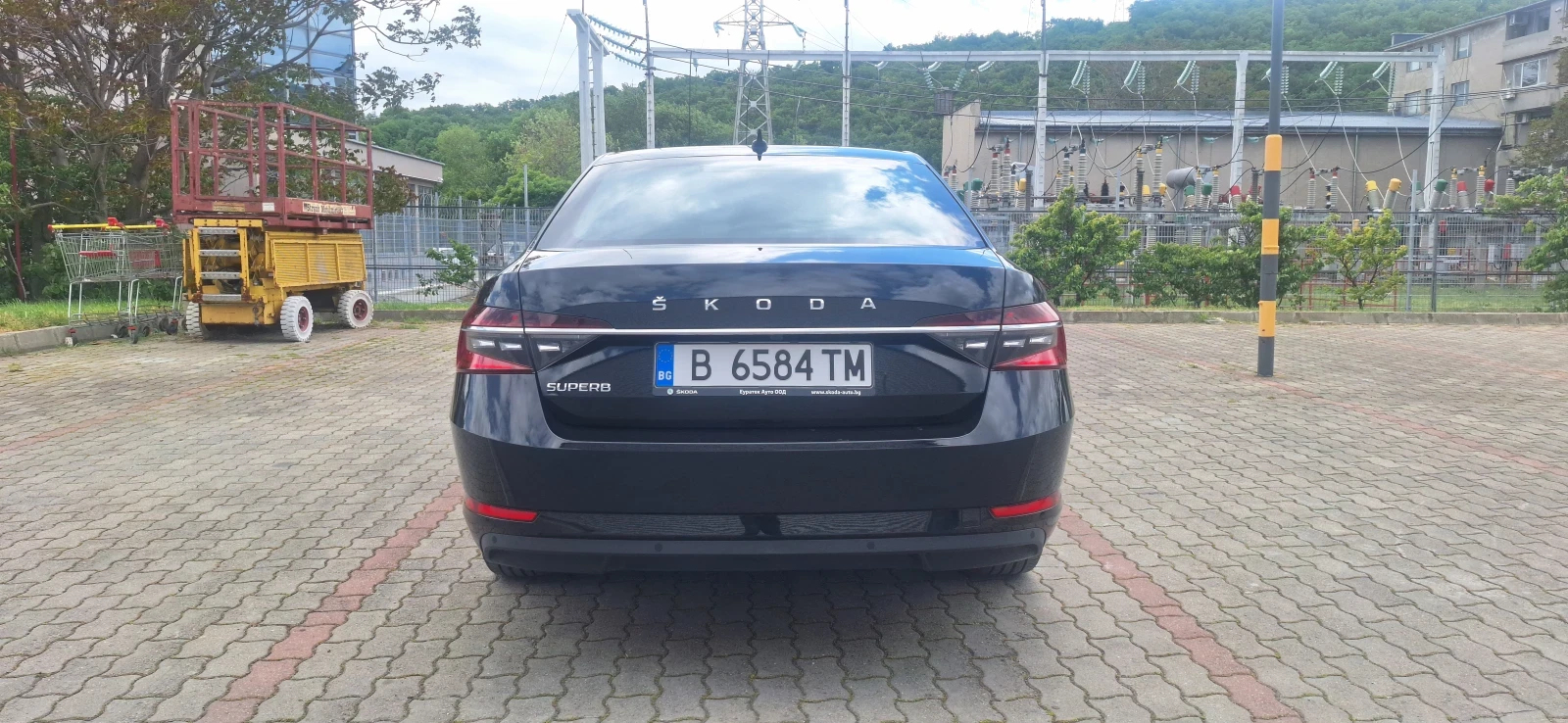 Skoda Superb 2.0TDI 56 хил.км., снимка 5 - Автомобили и джипове - 54547333