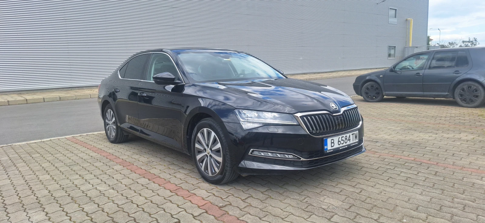 Skoda Superb 2.0TDI 56 хил.км., снимка 8 - Автомобили и джипове - 54547333
