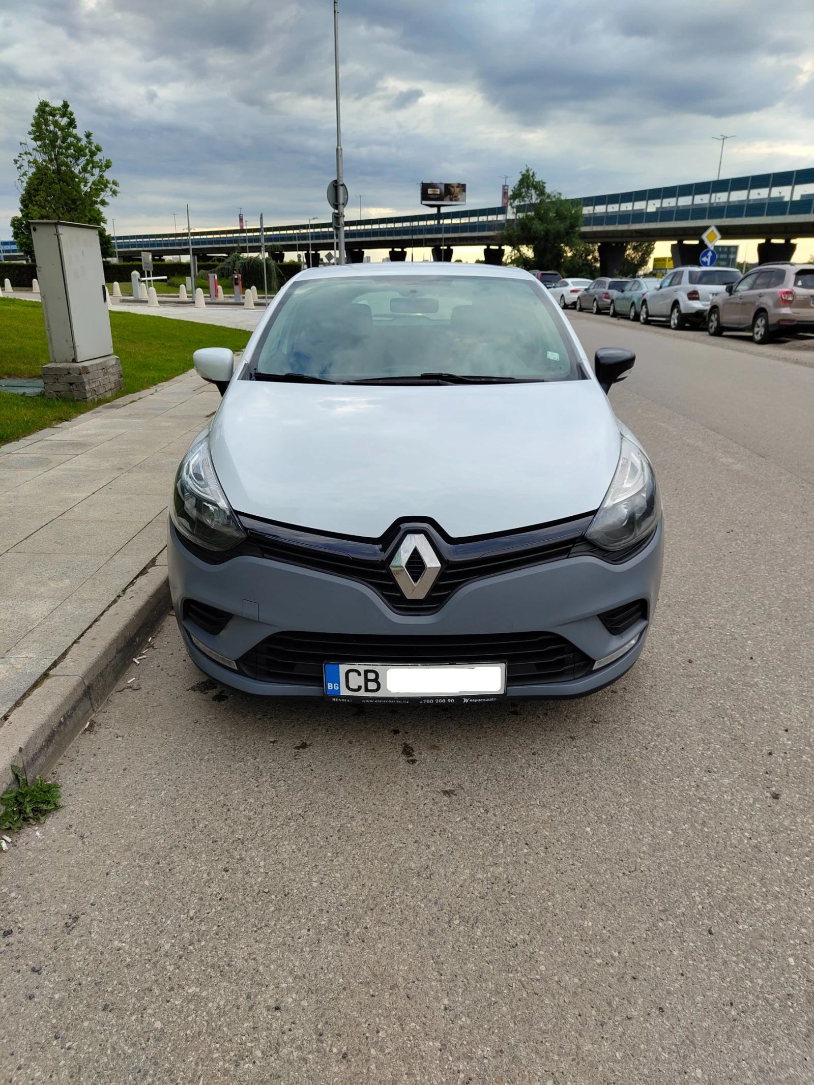 Renault Clio 0.9 SCe  -  N1, снимка 8 - Автомобили и джипове - 54644304