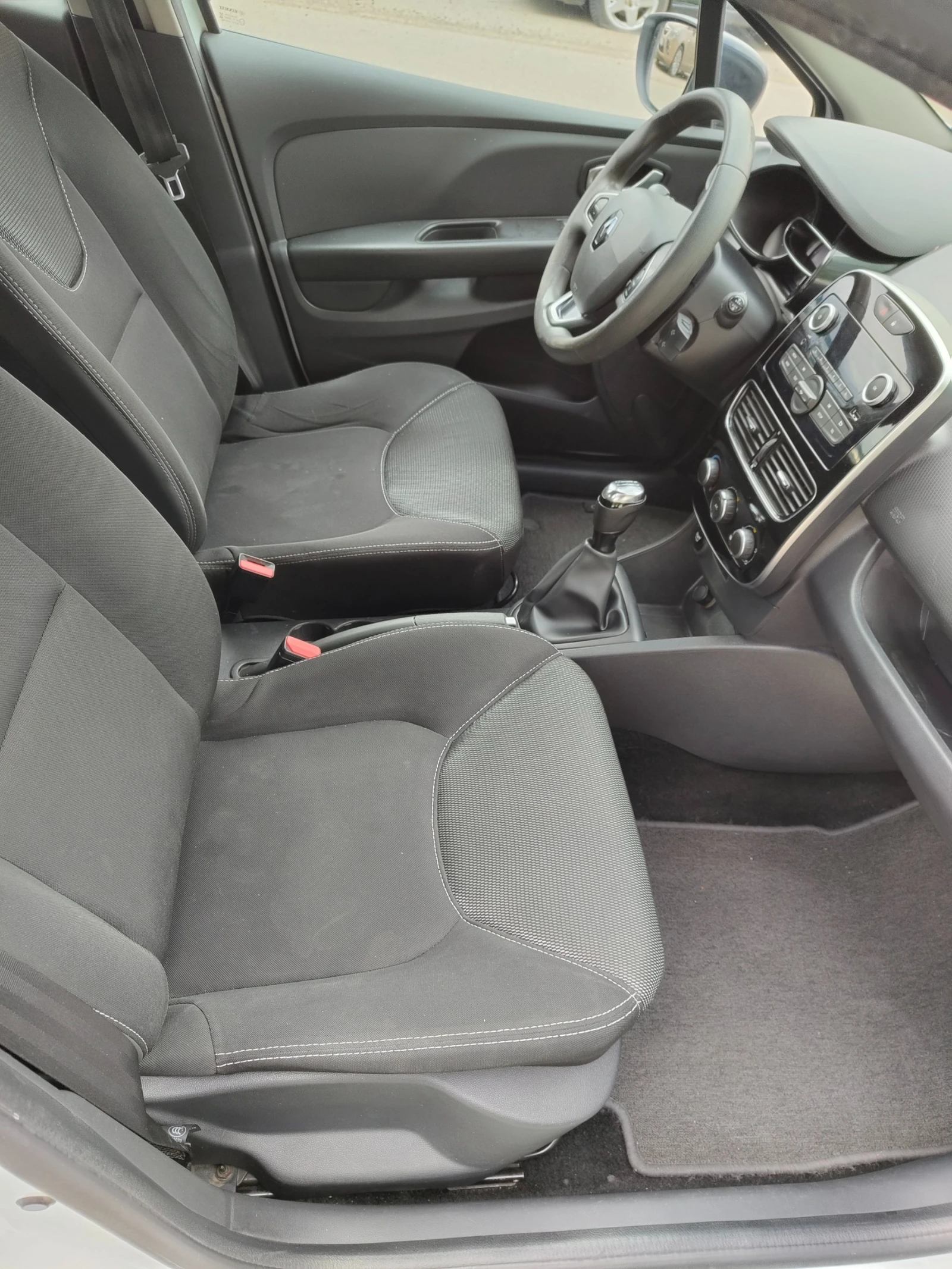 Renault Clio 0.9 SCe  -  N1, снимка 9 - Автомобили и джипове - 54644304