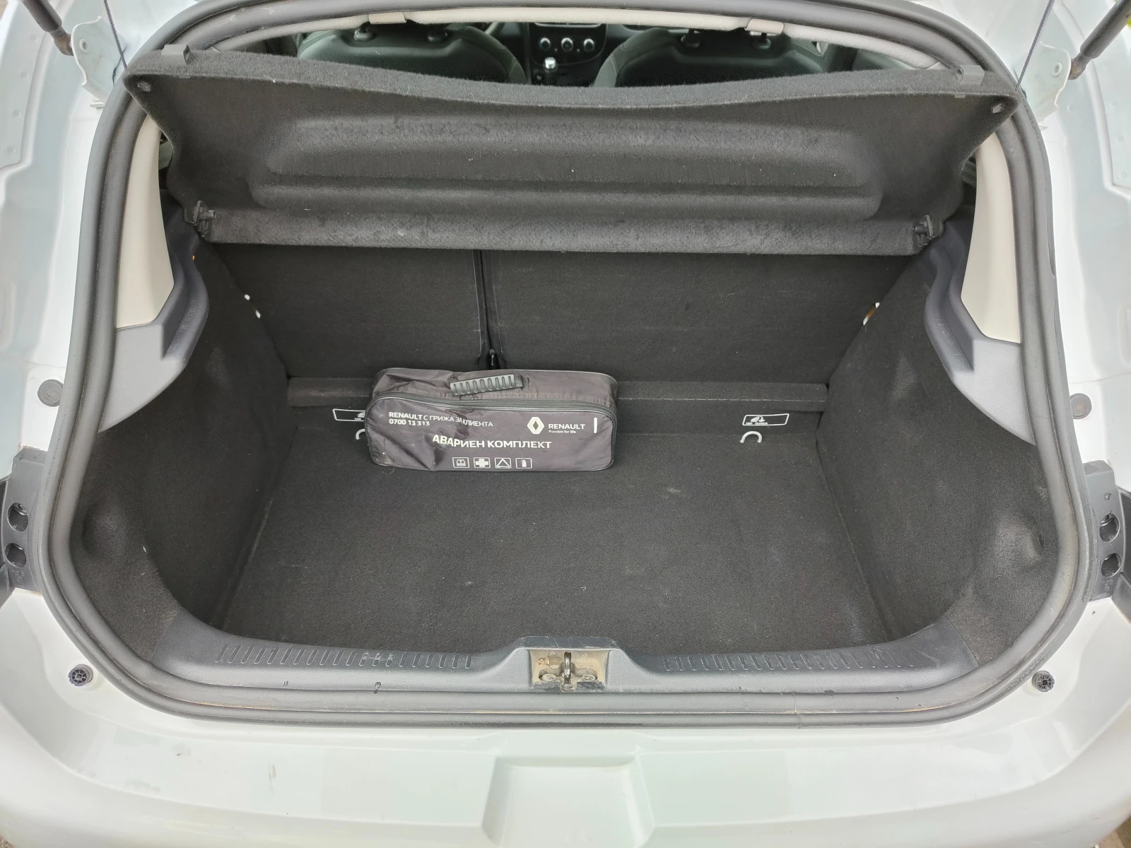 Renault Clio 0.9 SCe  -  N1, снимка 14 - Автомобили и джипове - 54644304