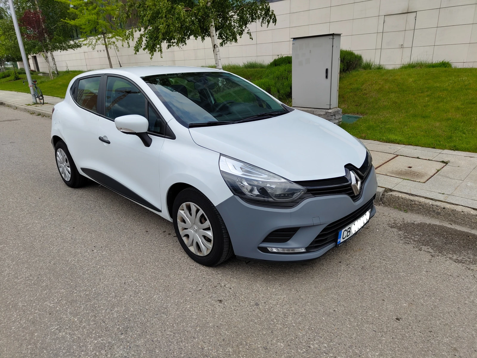 Renault Clio 0.9 SCe  -  N1, снимка 7 - Автомобили и джипове - 54644304
