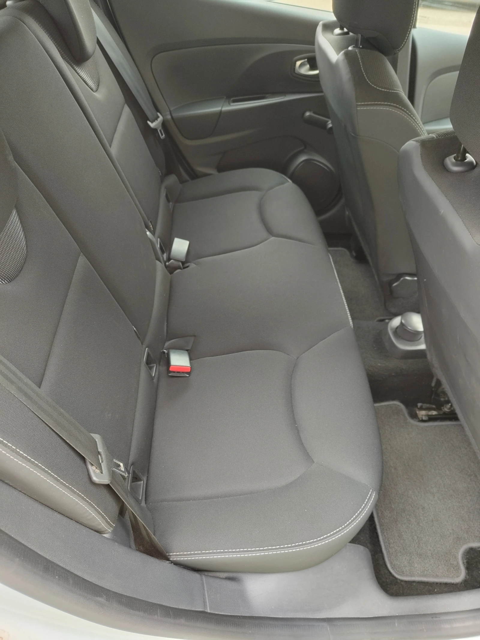 Renault Clio 0.9 SCe  -  N1, снимка 10 - Автомобили и джипове - 54644304
