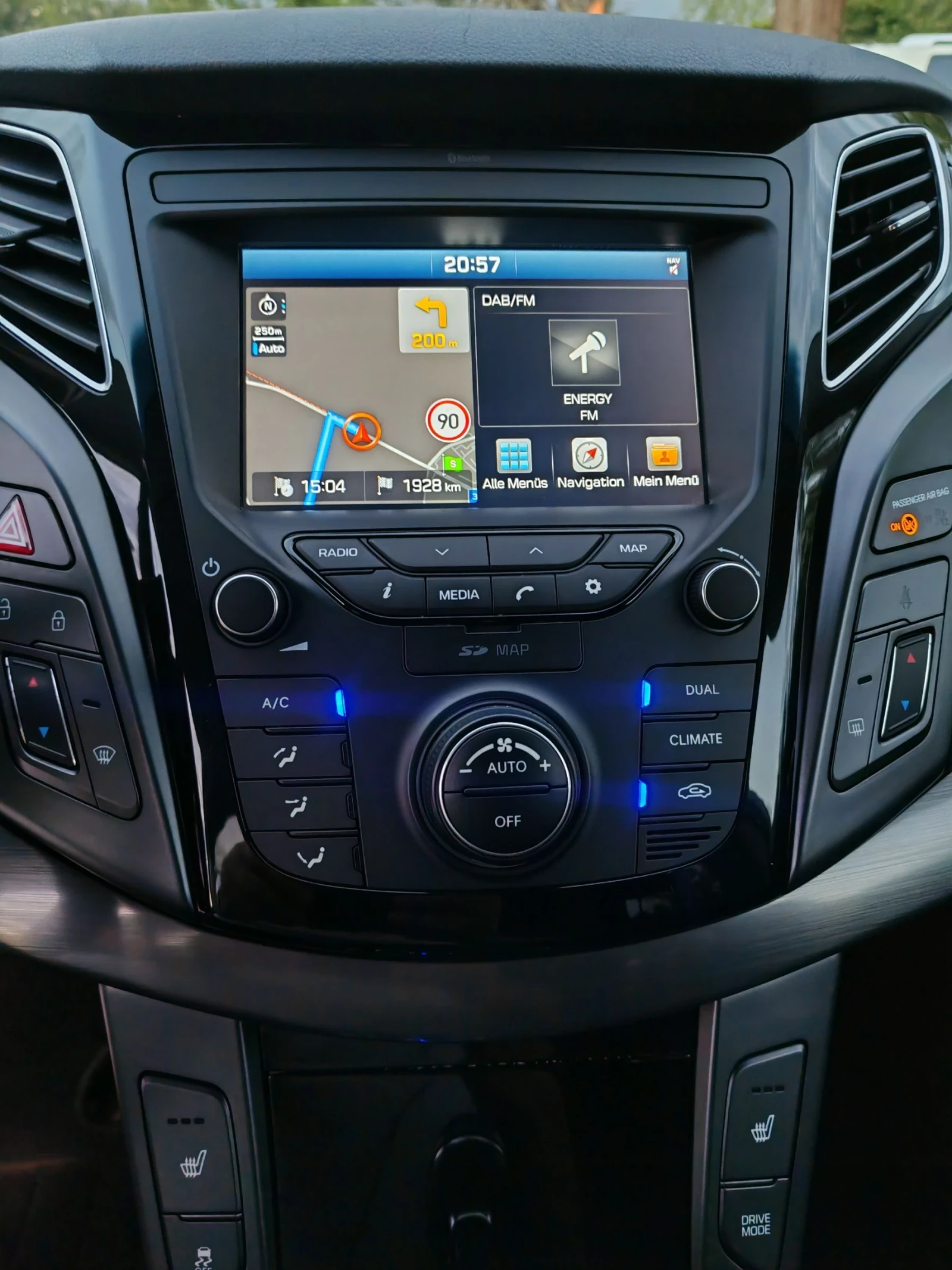 Hyundai I40 2.0, 165к.с., снимка 14 - Автомобили и джипове - 54708668