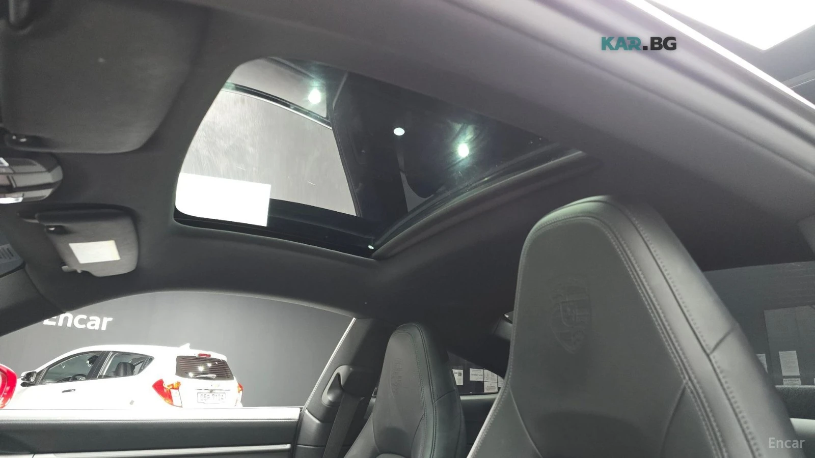 Porsche Carrera * 992* PDK* КОЖА* ПОДГРЕВ* ОБДУХВАНЕ* ПАНОРАМА* , снимка 17 - Автомобили и джипове - 54867653