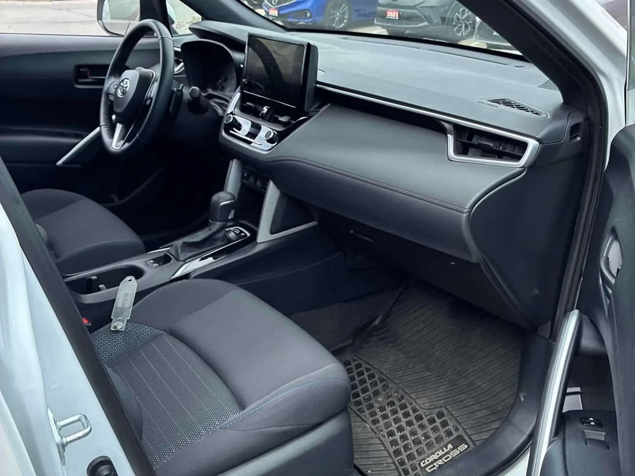 Toyota Corolla Cross * Hybrid * CARFAX * ОТ ПРЕДСТАВИТЕЛСТВО, снимка 14 - Автомобили и джипове - 54881299