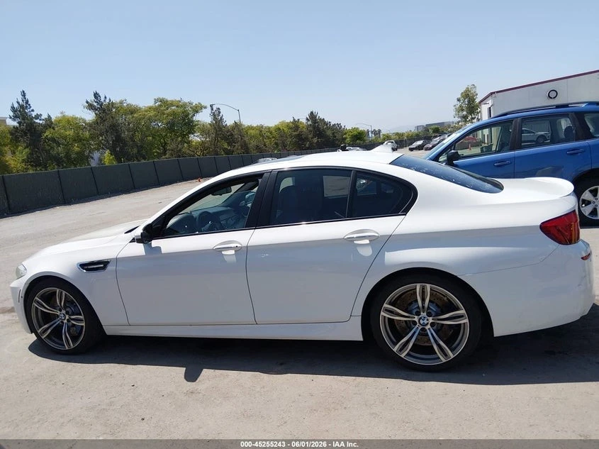BMW M5 Individual Автокредит Цена до България, снимка 8 - Автомобили и джипове - 55145823