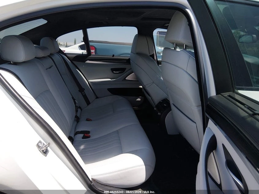 BMW M5 Individual Автокредит Цена до България, снимка 13 - Автомобили и джипове - 55145823