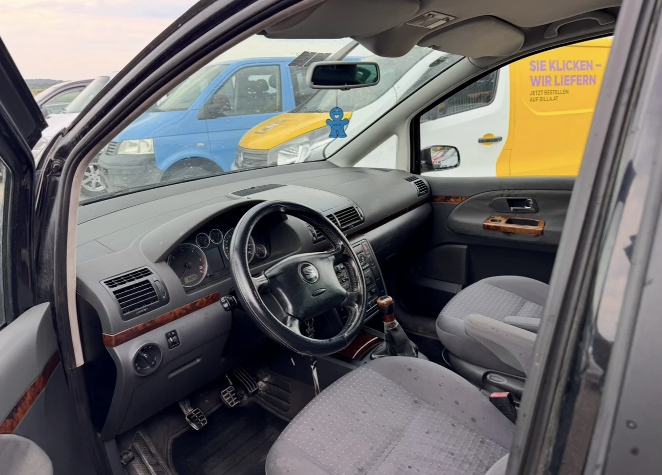Seat Alhambra 1.9 TDI , снимка 5 - Автомобили и джипове - 55213548
