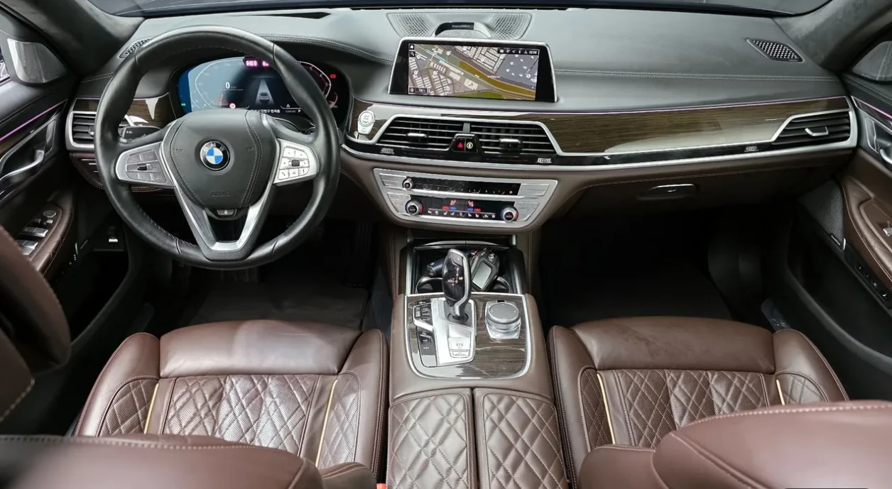 BMW 740 Li * ОБДУХВАНЕ * B&W * HEAD UP * TV * БЕЗ ИНЦИДЕНТ, снимка 5 - Автомобили и джипове - 55407382