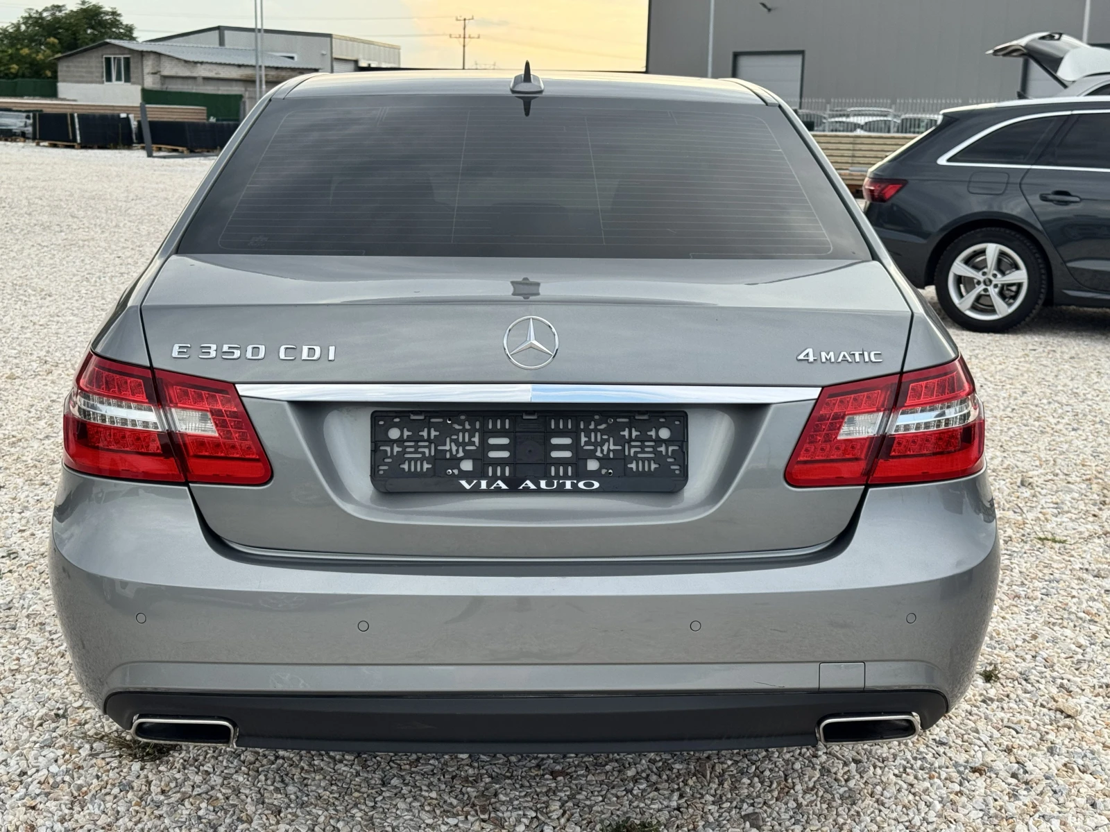 Mercedes-Benz E 350 AMG PACK 4X4 , снимка 4 - Автомобили и джипове - 55409671