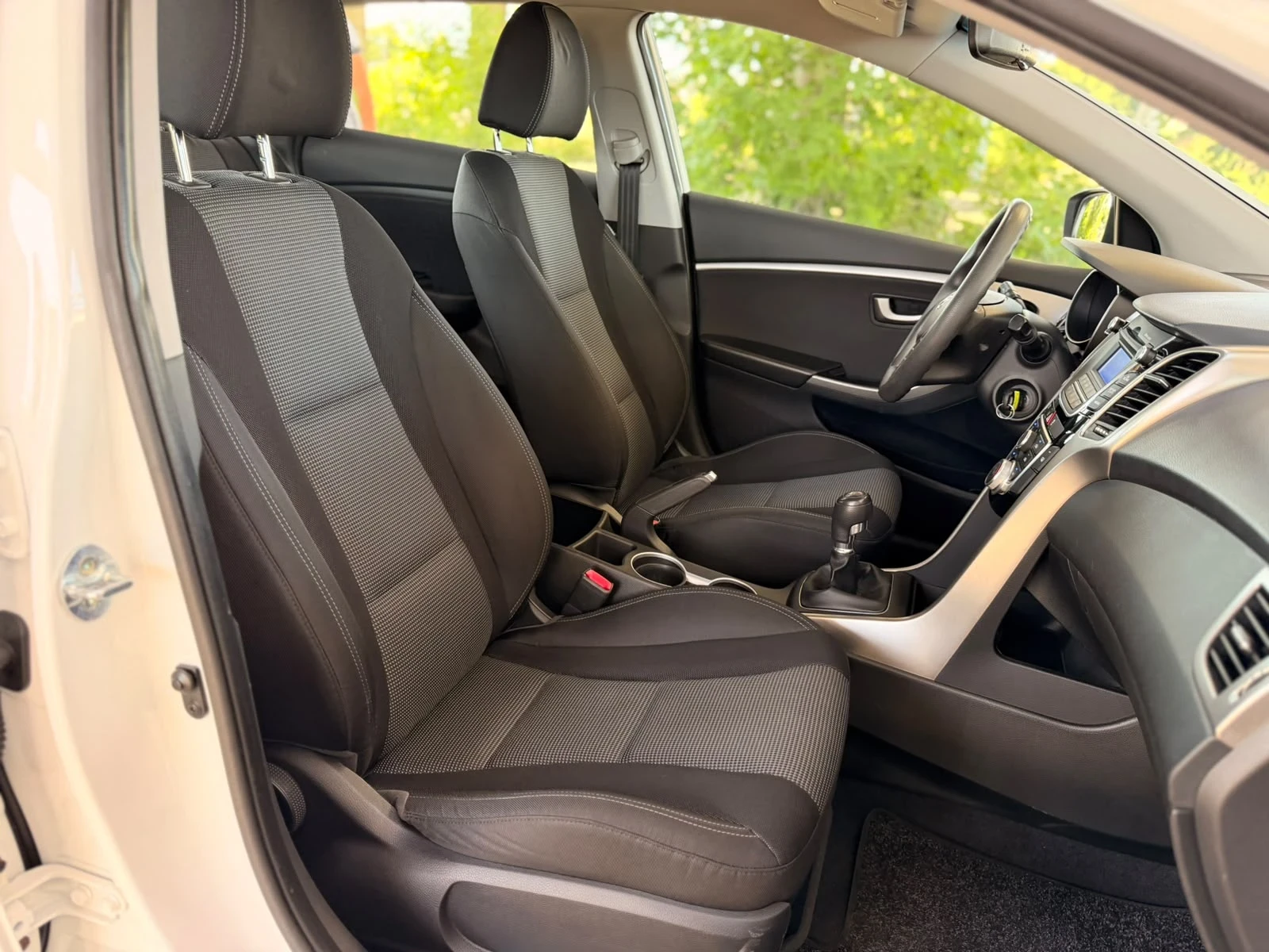 Hyundai I30 1.6CRDI | Mobile.bg � ����������� 9