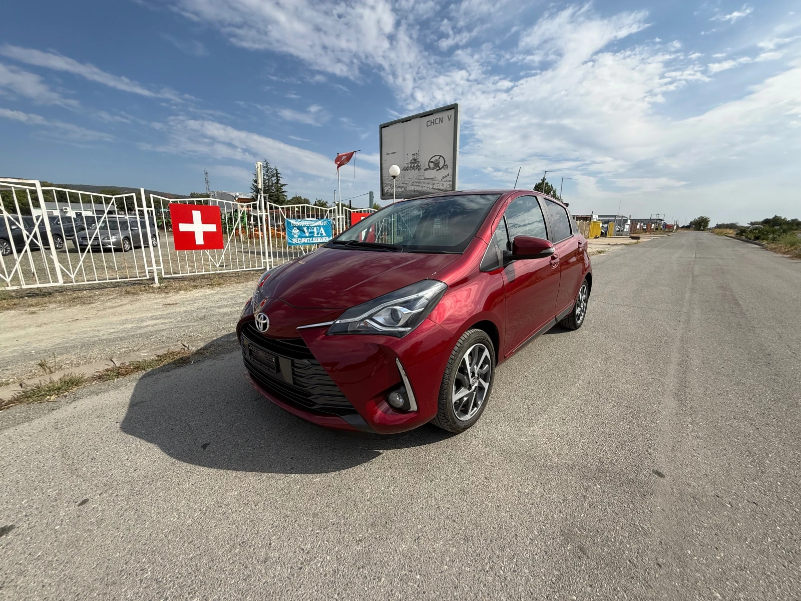 Toyota Yaris 20 - ANNIVERSARY  , FACELIFT , ШВЕЙЦАРИЯ