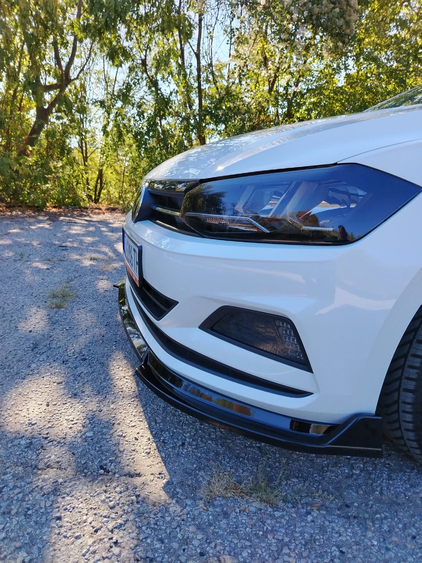 VW Polo 1.0 mpi R-Line, снимка 13 - Автомобили и джипове - 55968780