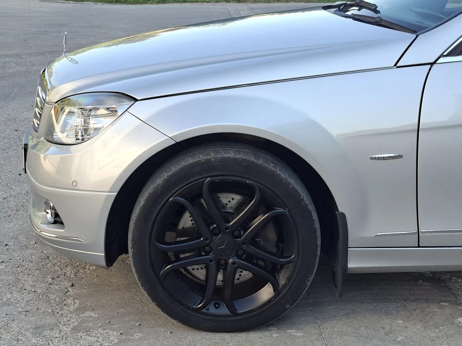 Mercedes-Benz C 320, снимка 5 - Автомобили и джипове - 56067586