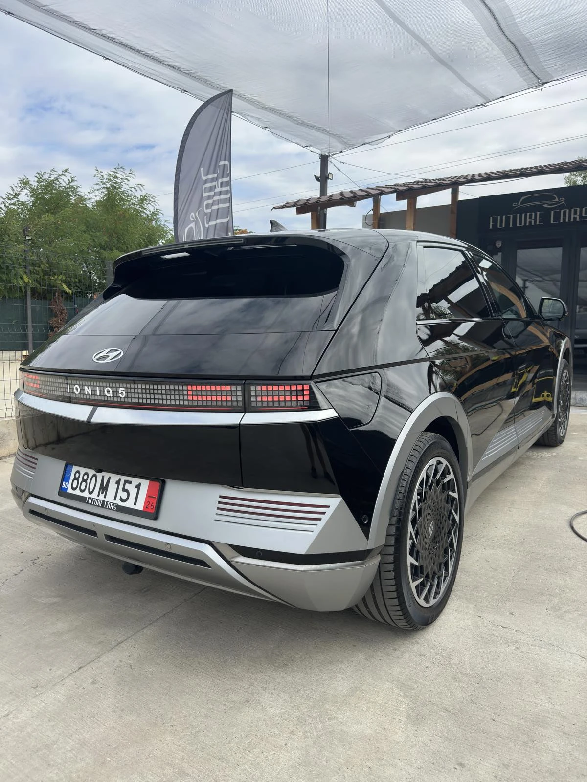 Hyundai Ioniq 5 72.6KWh/UNIQ/ГАРАНЦИЯ/360/HEADUP/BOSE/SOH100%, снимка 6 - Автомобили и джипове - 56081179